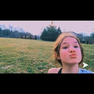 Meet your Posher, Natalia